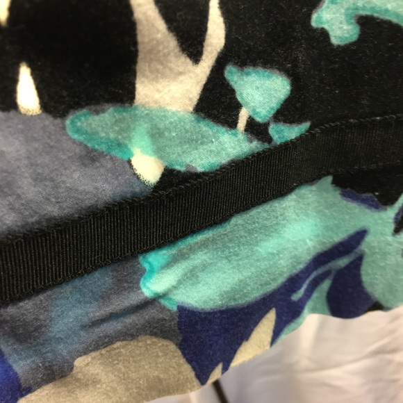 115.  Flirty Skirt by nicname - Size 6P - Picture 2 of 8